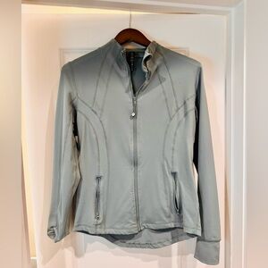 Workout jacket size medium